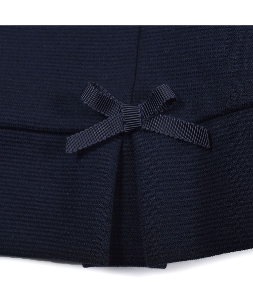 BeBe（ベベ）の「BeBe/フォーマルリップルポンチノーカラージャケット(110~130cm)（ノーカラージャケット・キッズ・ホワイト/ネイビー・110/120/130）」の19枚目の写真