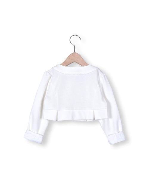 BeBe（ベベ）の「BeBe/フォーマルリップルポンチノーカラージャケット(110~130cm)（ノーカラージャケット・キッズ・ホワイト/ネイビー・110/120/130）」の17枚目の写真