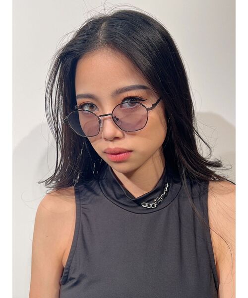 GYDA（ジェイダ）の「メタルリムクリアサングラス（サングラス・レディース・クリア/ブラック・FREE）」の2枚目の写真