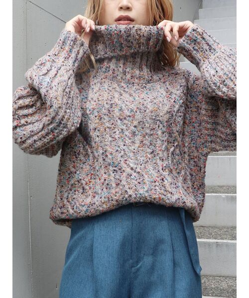 MURUA（ムルーア）の「MIXネップオフタートルニット（ニット/セーター・レディース・ブルー/グリーン/グレー・FREE）」の2枚目の写真