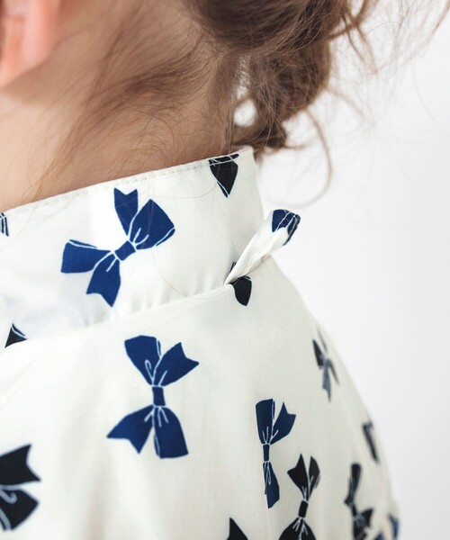 BRANSHES（ブランシェス）の「【撥水加工】花柄/リボン柄ウィンドブレーカー（ナイロンジャケット・キッズ・オフホワイト/ピンク・130/100/120/140/110/90/150）」の18枚目の写真