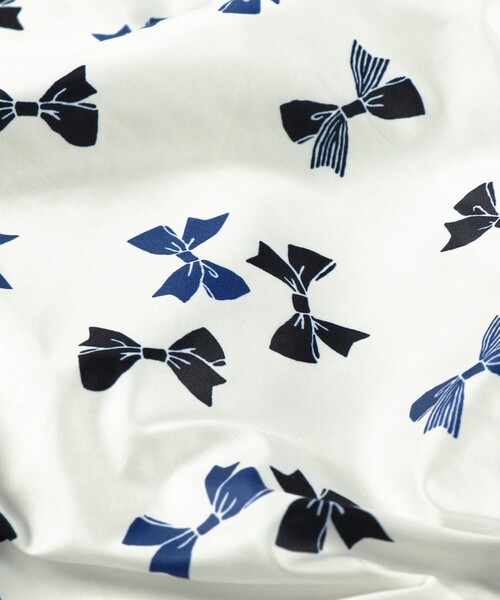 BRANSHES（ブランシェス）の「【撥水加工】花柄/リボン柄ウィンドブレーカー（ナイロンジャケット・キッズ・オフホワイト/ピンク・130/100/120/140/110/90/150）」の21枚目の写真