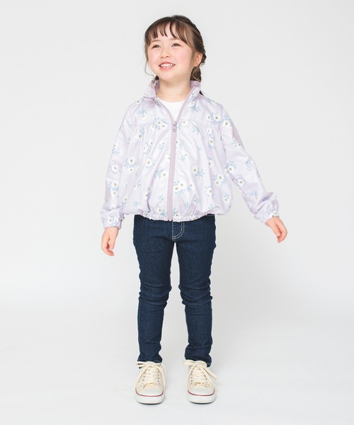 BRANSHES（ブランシェス）の「【撥水加工】花柄/リボン柄ウィンドブレーカー（ナイロンジャケット・キッズ・オフホワイト/ピンク・130/100/120/140/110/90/150）」の6枚目の写真