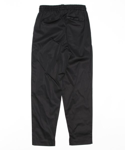 LE SOUK HOLIDAY（ルスークホリデー）の「タックテーパードパンツ（チノパンツ・レディース・カーキ/ブラウン/チャコールグレー/ブラック/ベージュ/ブルー・M/L/S）」の20枚目の写真