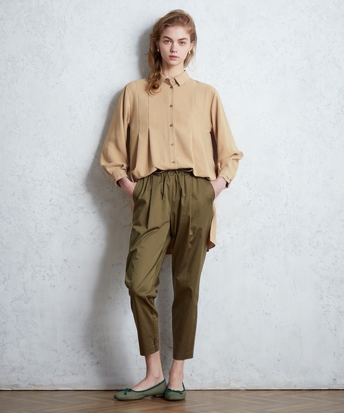 LE SOUK HOLIDAY（ルスークホリデー）の「タックテーパードパンツ（チノパンツ・レディース・カーキ/ブラウン/チャコールグレー/ブラック/ベージュ/ブルー・M/L/S）」の22枚目の写真