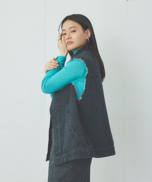 Happy John（ハッピージョン）の「fringe denim vest/フリンジデニムベスト（ベスト・レディース・チャコールグレー/サックスブルー・FREE）」の12枚目の写真