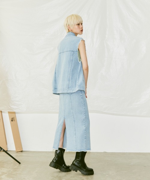 Happy John（ハッピージョン）の「fringe denim vest/フリンジデニムベスト（ベスト・レディース・チャコールグレー/サックスブルー・FREE）」の9枚目の写真
