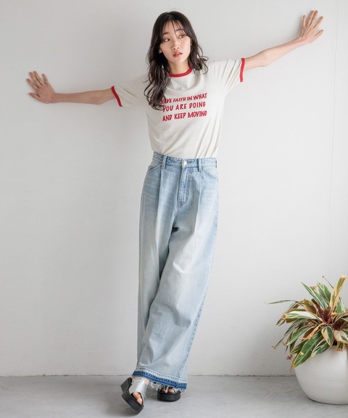 LOWRYS FARM（ローリーズファーム）の「カンドウフィットクロス　177266（サンダル・レディース・ブラック/シルバー/アイボリー・MEDIUM/LARGE）」の4枚目の写真