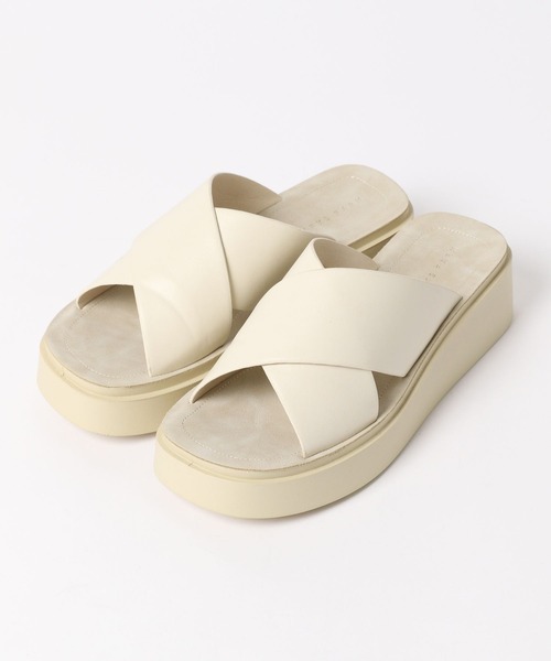 LOWRYS FARM（ローリーズファーム）の「カンドウフィットクロス　177266（サンダル・レディース・ブラック/シルバー/アイボリー・MEDIUM/LARGE）」の20枚目の写真