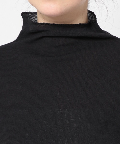 LOWRYS FARM（ローリーズファーム）の「シアーカラーハイネックＬＳ　193963（Tシャツ/カットソー・レディース・ブルー/ブラック/ホワイト/ピンク・FREE）」の17枚目の写真