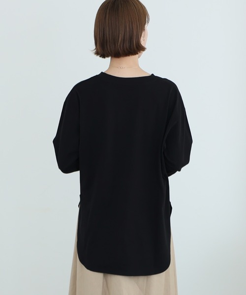 ElegChic（エレグシック）の「天竺ラウンドヘムロンTシャツ 長袖（Tシャツ/カットソー・レディース・ブラック/チャコールグレー/杢グレー/ホワイト・L/3L/5L）」の7枚目の写真