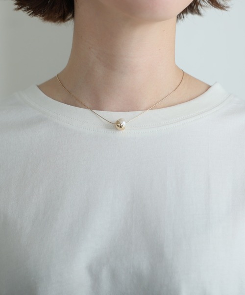 ElegChic（エレグシック）の「天竺ラウンドヘムロンTシャツ 長袖（Tシャツ/カットソー・レディース・ブラック/チャコールグレー/杢グレー/ホワイト・L/3L/5L）」の21枚目の写真