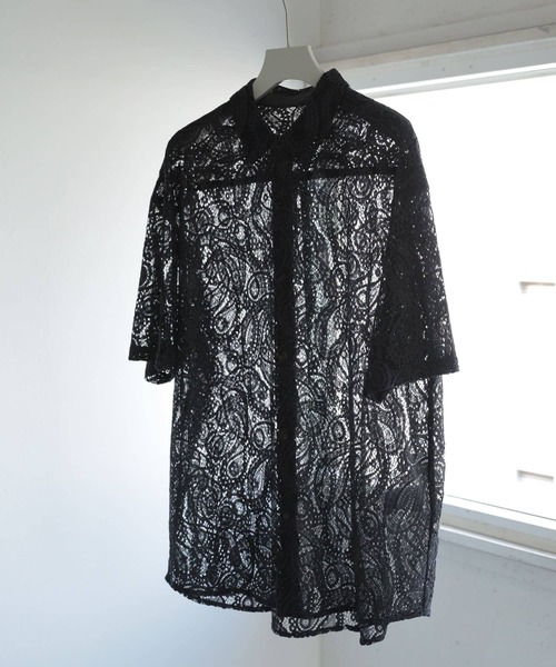 SENSE OF PLACE by URBAN RESEARCH（センスオブプレイスバイアーバンリサーチ）の「『ユニセックス』ペイズリーレースシャツ(5分袖)（シャツ/ブラウス・メンズ・ライトカーキ/チャコールグレー/アイボリー・LARGE/MEDIUM）」の2枚目の写真