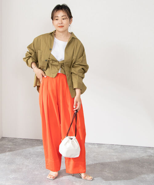 Rie Miller(リエミラー)の「ビスチェ付きTシャツ(Tシャツ/カットソー・レディース・ブラック/ホワイト系その他4/ホワイト系その他5・38)」の11枚目の写真