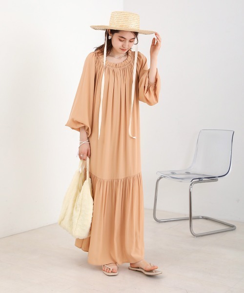 Bab（バブ）の「サテンライクシャーリングワンピース（ワンピース・レディース・オレンジ系その他/ブラック/アイボリー・M）」の16枚目の写真