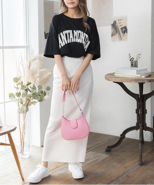 ad thie(アドティエ)の「カレッジロゴ SANTAMONIKA プリントロゴTシャツ(Tシャツ/カットソー・レディース・ピンクベージュ/ベージュ/グリーン/ブルー系その他/ブラック/ダークブラウン/ライトブルー・FREE)」の12枚目の写真