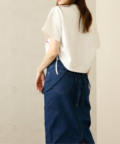 Per sist ence(パーシエンス)の「Per sist ence/パーシエンス サイドドロストクロップド丈Tシャツ(Tシャツ/カットソー・レディース・ホワイト/ブラック・FREE)」の13枚目の写真