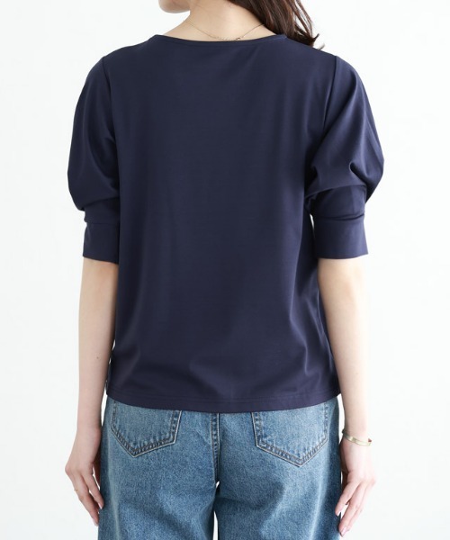 Pierrot(ピエロ)の「接触冷感パフスリーブTシャツ(Tシャツ/カットソー・レディース・ブラック/ネイビー/オフホワイト/ライトベージュ/ライトブルー/グレイッシュベージュ/ライトグレー/ベージュ系その他・M/L/LL)」の18枚目の写真