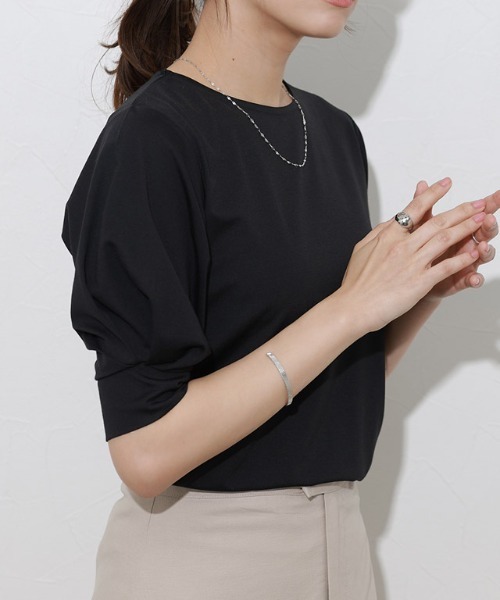 Pierrot(ピエロ)の「接触冷感パフスリーブTシャツ(Tシャツ/カットソー・レディース・ブラック/ネイビー/オフホワイト/ライトベージュ/ライトブルー/グレイッシュベージュ/ライトグレー/ベージュ系その他・M/L/LL)」の22枚目の写真