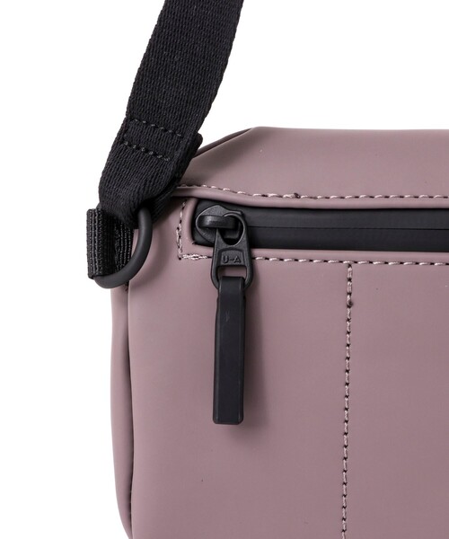UCON ACROBATICS（ユーコンアクロバティックス）の「【UCON ACROBATICS/ユーコン・アクロバティックス】Jona Medium Bag（ショルダーバッグ・メンズ・ライトパープル・FREE）」の14枚目の写真