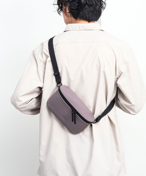 UCON ACROBATICS（ユーコンアクロバティックス）の「【UCON ACROBATICS/ユーコン・アクロバティックス】Jona Medium Bag（ショルダーバッグ・メンズ・ライトパープル・FREE）」の7枚目の写真