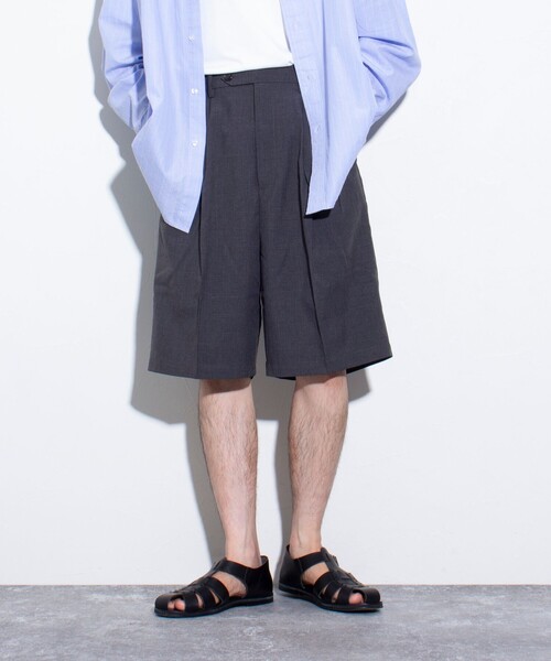 GLOSTER(グロスター)の「【GLOSTER/グロスター】シャンブレーエステル ツータックショーツ(その他パンツ・メンズ・チャコールグレー/ブラック/ベージュ・S/M/L)」の3枚目の写真