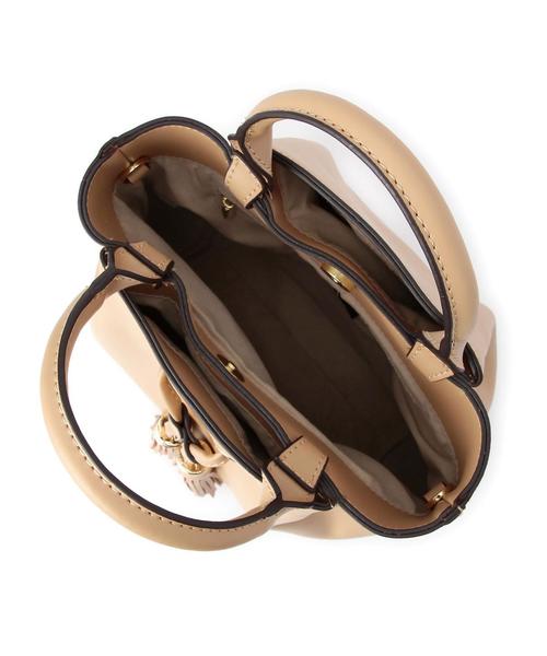 BEAUTY&YOUTH UNITED ARROWS（ビューティーアンドユースユナイテッドアローズ）の「BY Le vernis タッセル2WAYトート◆（トートバッグ・レディース・ブラック/ベージュ/モカ/ダークグリーン/ネイビー・フリー）」の11枚目の写真