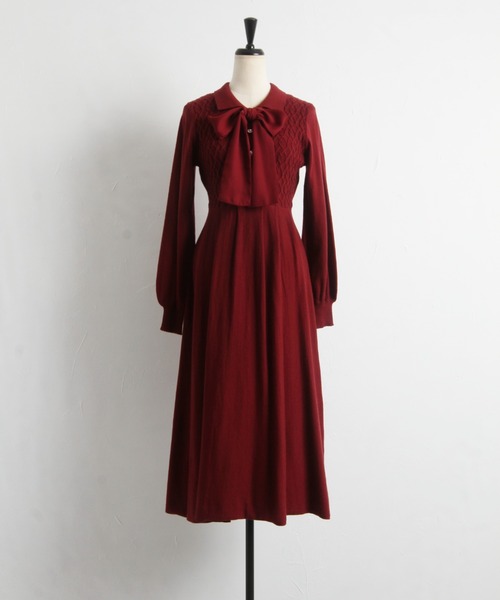 tocco closet（トッコ　クローゼット）の「２ＷＡＹリボン付きパール装飾ケーブル編み切り替えニットワンピース（ワンピース・レディース・ブラック/ベージュ/ボルドー・M）」の10枚目の写真