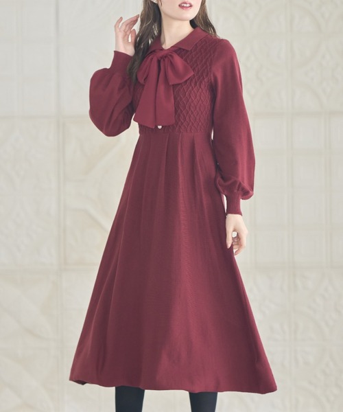 tocco closet（トッコ　クローゼット）の「２ＷＡＹリボン付きパール装飾ケーブル編み切り替えニットワンピース（ワンピース・レディース・ブラック/ベージュ/ボルドー・M）」の9枚目の写真