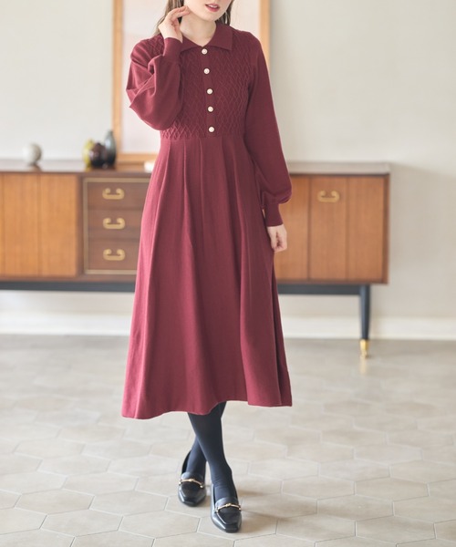 tocco closet（トッコ　クローゼット）の「２ＷＡＹリボン付きパール装飾ケーブル編み切り替えニットワンピース（ワンピース・レディース・ブラック/ベージュ/ボルドー・M）」の13枚目の写真