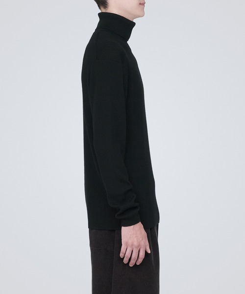 洗えるウールリブタートルネックセーター