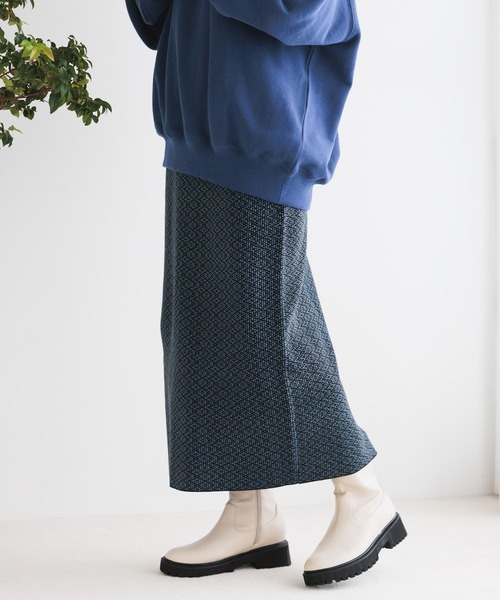 LEPSIM（レプシィム）の「12ゲージジャガードナロースカート　971236（スカート・レディース・ブラック/ネイビー/ブラウン・FREE/TALL）」の3枚目の写真