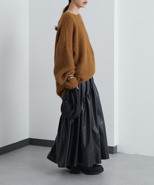 COLONY 2139（コロニートゥーワンスリーナイン）の「シャギー起毛畦編みオーバーニット（ニット/セーター・レディース・ネイビー/ピンク/グレー/オレンジ/キャメル/ブラック・FREE）」の10枚目の写真