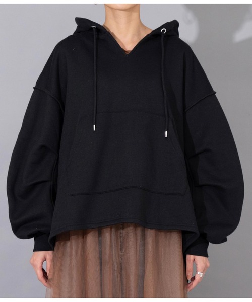Settimissimo（セッティミッシモ）の「裏起毛 タックスリーブ オーバーサイズ パーカー フーディー（パーカー・レディース・グレイッシュベージュ/ブラック・FREE）」の18枚目の写真