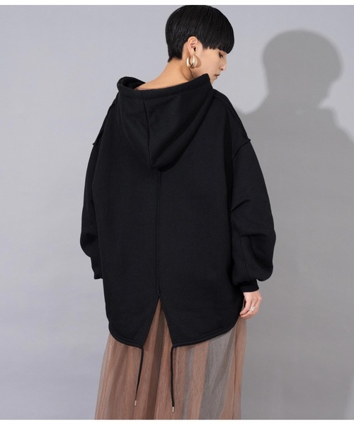 Settimissimo（セッティミッシモ）の「裏起毛 タックスリーブ オーバーサイズ パーカー フーディー（パーカー・レディース・グレイッシュベージュ/ブラック・FREE）」の4枚目の写真