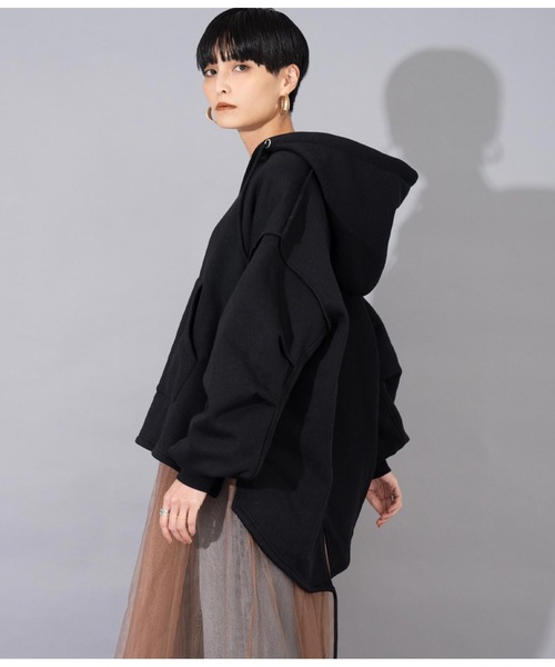 Settimissimo（セッティミッシモ）の「裏起毛 タックスリーブ オーバーサイズ パーカー フーディー（パーカー・レディース・グレイッシュベージュ/ブラック・FREE）」の5枚目の写真