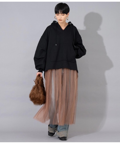 Settimissimo（セッティミッシモ）の「裏起毛 タックスリーブ オーバーサイズ パーカー フーディー（パーカー・レディース・グレイッシュベージュ/ブラック・FREE）」の10枚目の写真