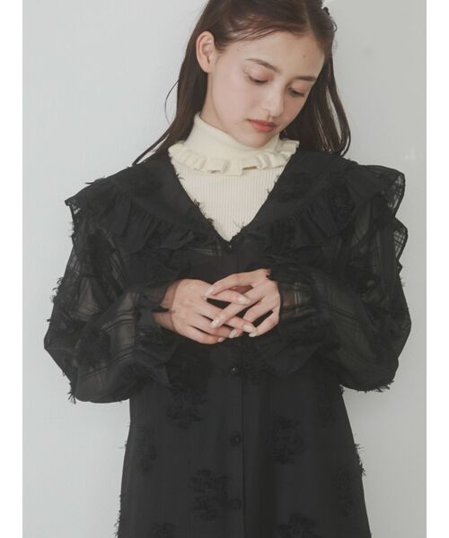 merry jenny(メリージェニー)の「frillリブタートルニット(ニット/セーター・レディース・ブルー/アイボリー・FREE)」の19枚目の写真