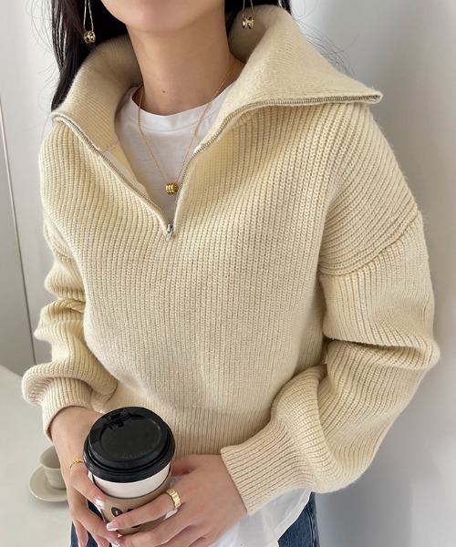 COCOMOMO(ココモモ)の「クロップド丈ハーフジップニット(ニット/セーター・レディース・イエロー/ベージュ/ブラック・FREE)」の5枚目の写真