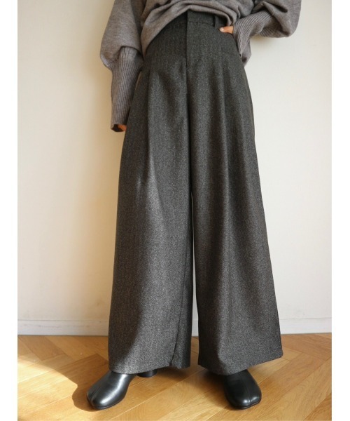 TRUNC(トランクエイティーエイト)の「Tweed Tuck Wide Pants(その他パンツ・レディース・グレー/ブラック・FREE)」の2枚目の写真
