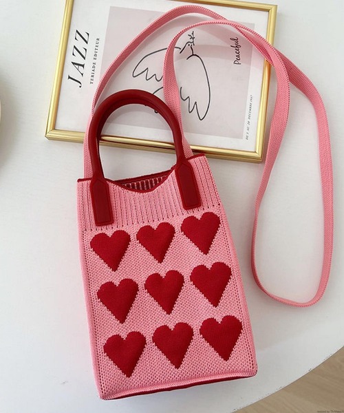 バーバリー バッグ ハート 限定