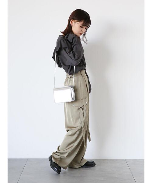 ehka sopo（エヘカソポ）の「サテンカーゴパンツ（その他パンツ・レディース・ブラック/キナリ/オリーブ・F）」の9枚目の写真