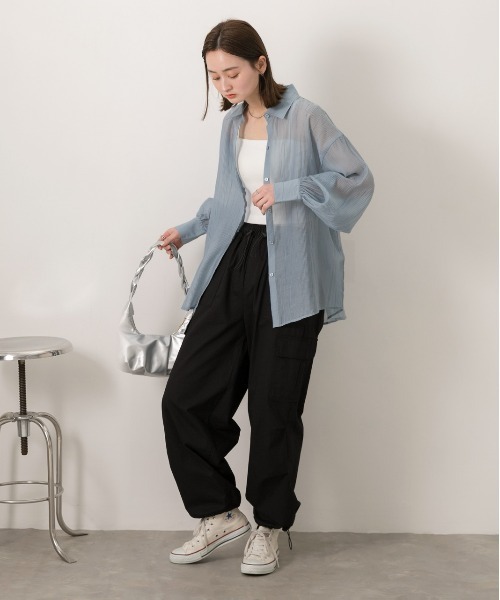 ad thie（アドティエ）の「サッカー素材 ビッグシアーシャツ（シャツ/ブラウス・レディース・ブルー/オフホワイト/ブラック/イエロー/ピンク/ライトグレー・FREE）」の18枚目の写真