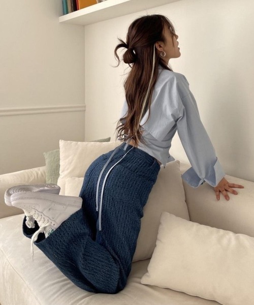 MAISON DE THERESE（メゾン ド テレーズ）の「バック紐リボン長袖ブラウス レースアップシャツ（シャツ/ブラウス・レディース・ブルー/ブラック・S/M/L）」の16枚目の写真