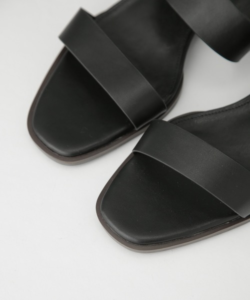 NANO universe（ナノユニバース）の「ゴールドバックルサンダル（サンダル・レディース・ベージュ/ブラック・36/38/37）」の7枚目の写真