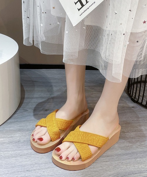 Miniministore(ミニミニストア)の「厚底サンダルジュート風クロスサンダル美脚(サンダル・レディース・ピンク/イエロー/ベージュ/ブラック・24.0cm/23.0cm/25.0cm/24.5cm/23.5cm)」の5枚目の写真