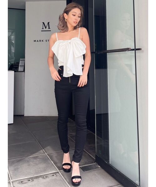 GYDA（ジェイダ）の「2WAYリボンキャミブラウス（シャツ/ブラウス・レディース・ブラック/オフホワイト・FREE）」の19枚目の写真