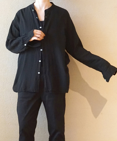 JOURNAL STANDARD LUXE(ジャーナルスタンダード ラックス)の「【ARMEN 】GAUZE UTILITY BANDED COLLAR SHIRT(シャツ/ブラウス・レディース・ブラック/ライトグレー/ホワイト/パープル・3)」の3枚目の写真