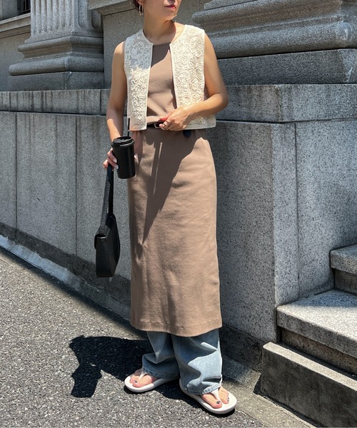 feepur（フェピュール）の「パイピングレースベスト（ベスト・レディース・アイボリー/ブラック・MEDIUM）」の17枚目の写真