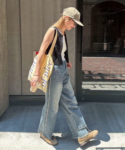 feepur（フェピュール）の「パイピングレースベスト（ベスト・レディース・アイボリー/ブラック・MEDIUM）」の11枚目の写真